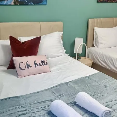 Deluxe Apartment - 1 Min Away From Camden Market And Station Londres Exterior foto